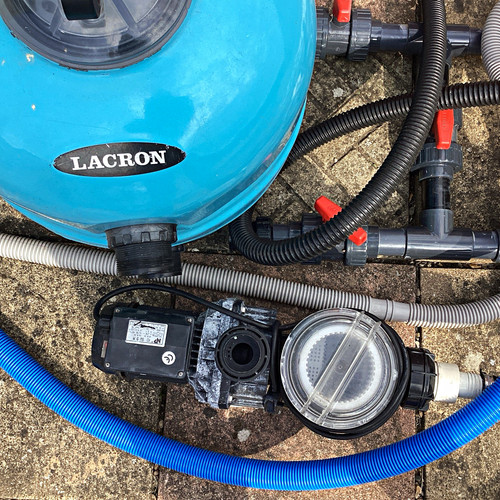 Lacron filter pump - &, blue