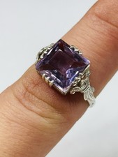 Vintage/Antique silver ring with amethyst UK size M