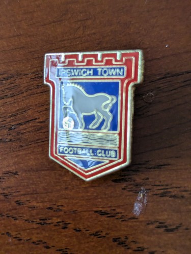 Ipswich town unused pin - f,