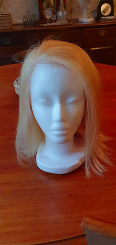 New light blonde - lace, front