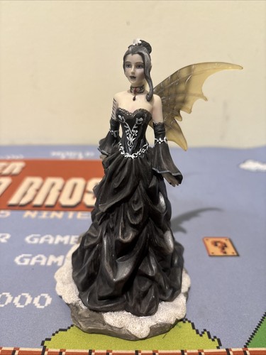 Dragonsite queen shadows - queen,