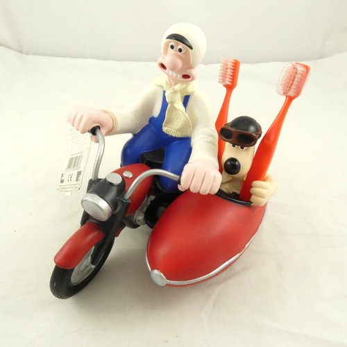 Wallace gromit toothbrush - gromit,