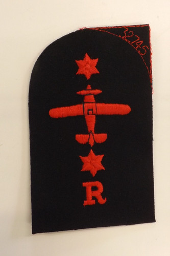 Military cloth badge royal - military,