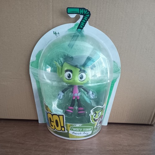 Teen titans twisty - go!,