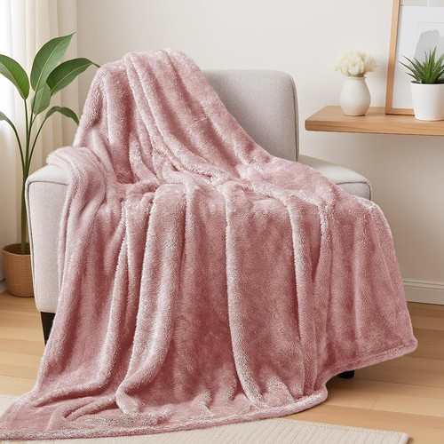 Fuzzy large fleece throw - large,