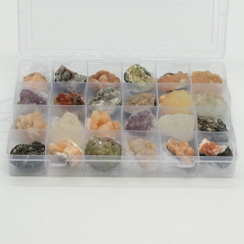 Mineral specimens mixed - specimens,