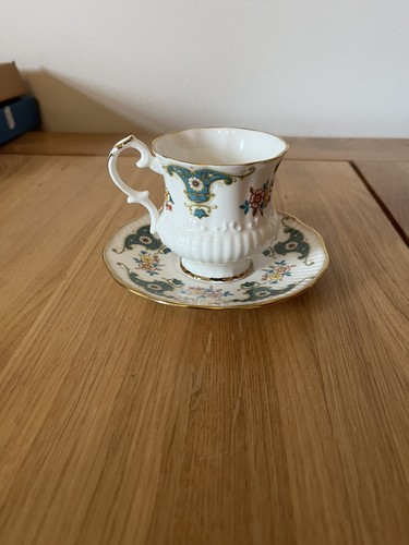 Elizabethan fine bone china - elizabethan,