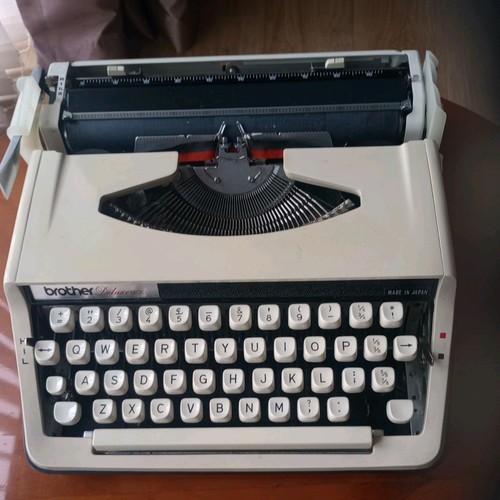 Typewriter brother deluxe - brother,