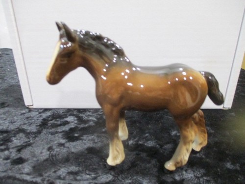Beswick foal horse 13w - 13w, 12