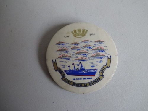 1977 fleet review pin badge - fleet,