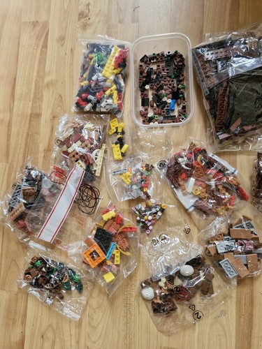 Large selection building - selection,