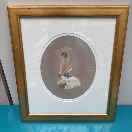 Kay boyce sitting - boyce, pretty