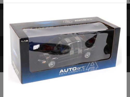 Autoart mitsubishi lancer - 1:18,