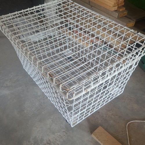 Large wheeled mesh - wheeled,