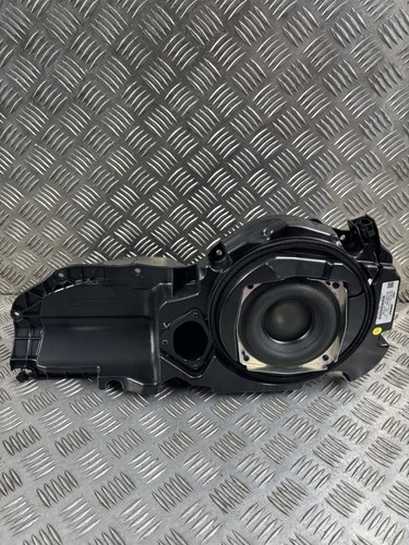 Audi 2010 bose subwoofer - a7,