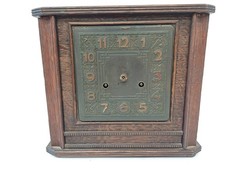 Ingersoll Vintage Wooden Cased Mantlepiece Clock Analogue Collectible Timepiece