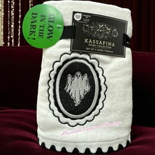 Set Of 2 Halloween Hand