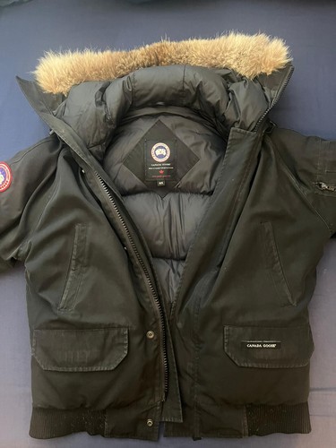 Authentic canada goose - authentic,