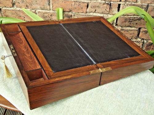 Rosewood writing slope with - rosewood,