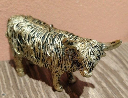Highland cowstatue bronze - highland,