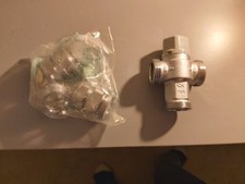 Inta 22mm mixing valve