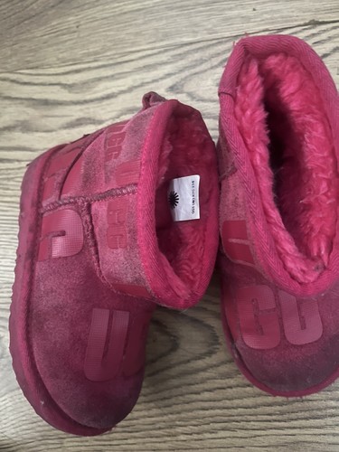 Girls pink ugg boots size - girls,