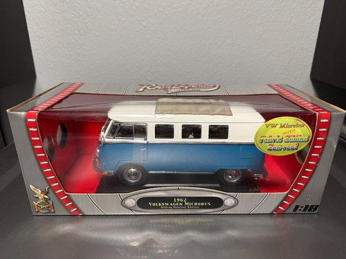 Diecast road signature - 1/18,