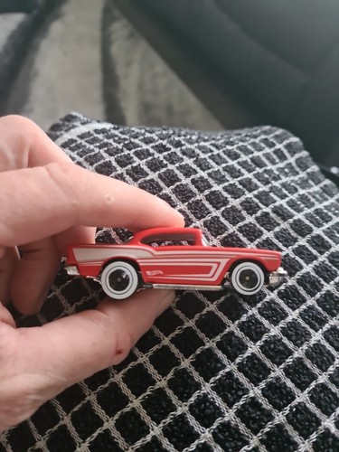 Hot wheels red chevy bel - '57,