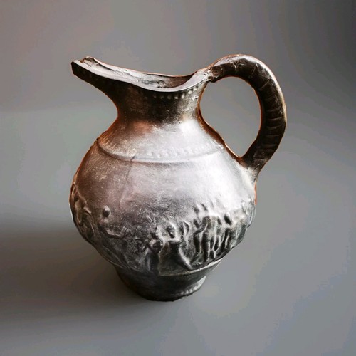 Museum replica grey pottery - grey,