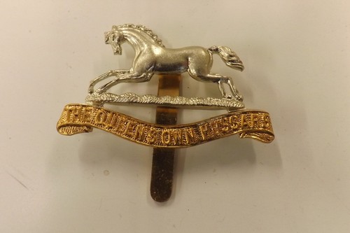 Military badge the queen own - badge,