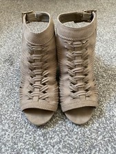 Ladies Beige Open Toe Sandals From Peacocks Size 3