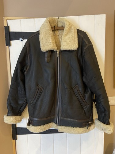 Vintage aviator bomber - b-3,