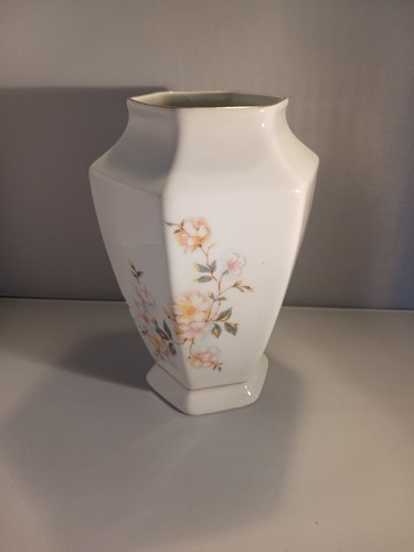 Vintage white floral design - vintage,