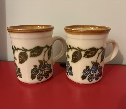 Vintage biltons matching - biltons, mugs
