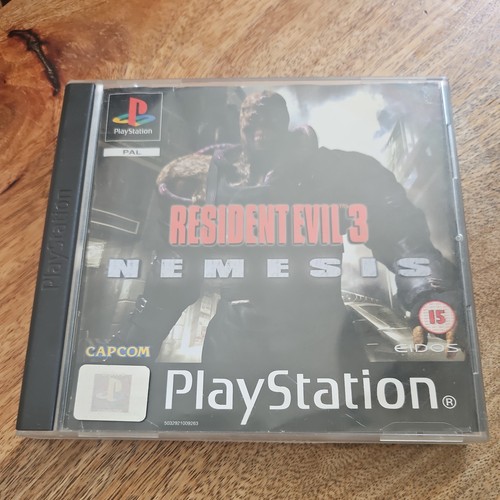 Resident evil nemesis - resident, 3