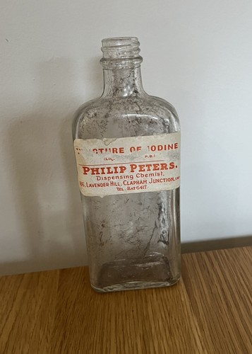 Vintage antique shop chemist - vintage,