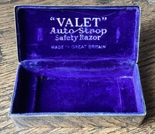 Small Vintage White Metal Velvet Lined Valet Auto Strop Safety Razor Empty Box 