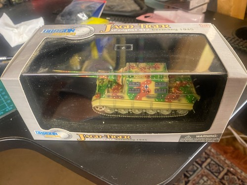 Dragon armor die cast model