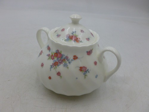 Wedgwood picardy bone china - bone,