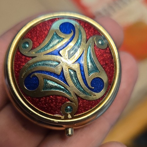 Rare silver metal trinket box - rare,