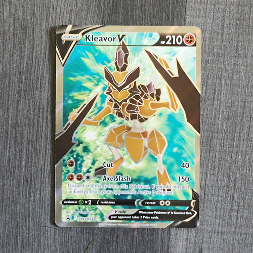 The pokémon company kleavor - the,
