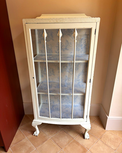 White painted freestanding - painted,