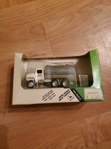Ertl die cast john deere - die-cast,