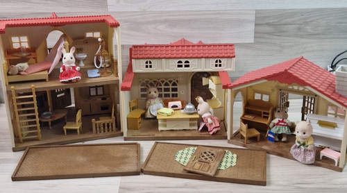 Sylvanian families red - sylvanian, roof