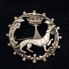 Antique French Brooch Queen