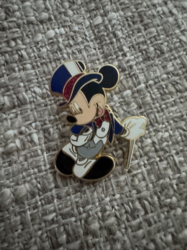 Disneyland paris mickey mouse - disneyland,