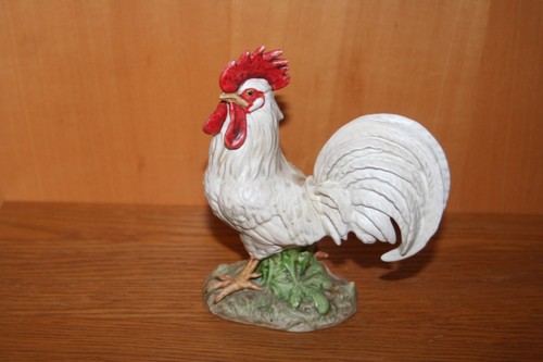 Collectable goebel chicken - collectable,