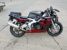 Honda cbr400 nc29 - honda,