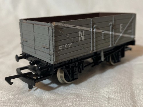 Dapol grey plank wagon - dapol, ne