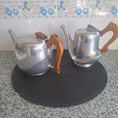 1950s picquot ware tea pot - ware,